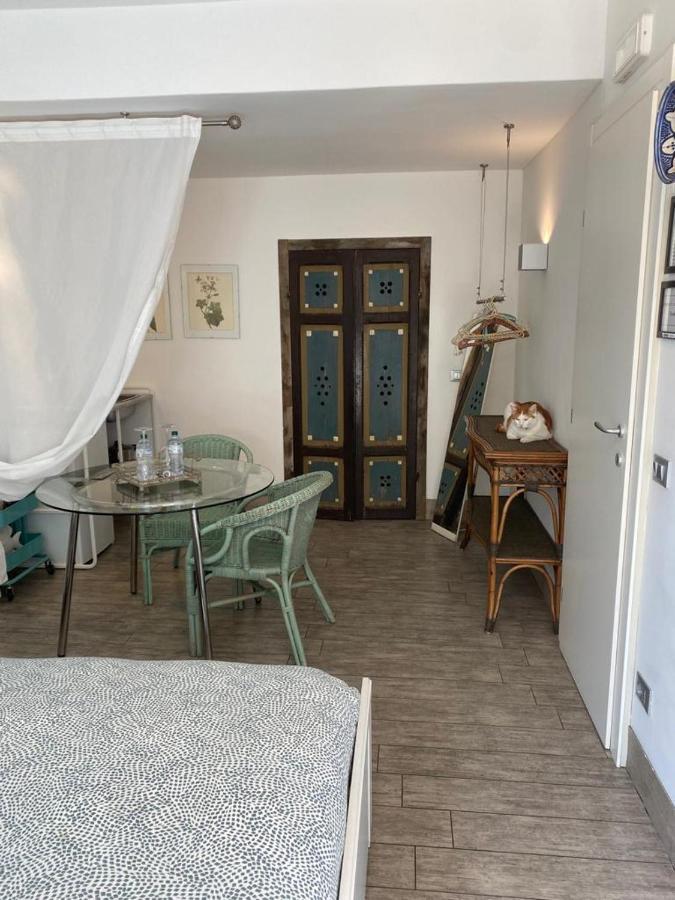 Riad Rooms Sarnico Exteriör bild